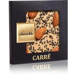 chocoMe Valrhona 32% szőkecsokoládé, só, fekete szezámmag, mandula
